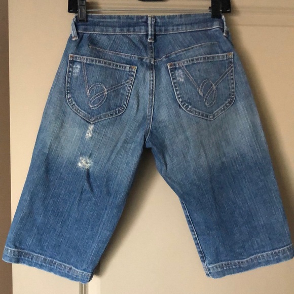 Shorts - Picture 4 of 4